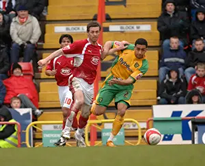 Bristol City V Norwich City Prints: Jamie McAllister in Action: Bristol City vs Norwich City