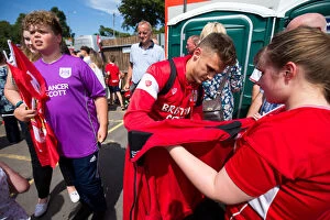 Images Dated 9th July 2017: Jamie Paterson's Arrival: Bristol Manor Farm vs. Bristol City (09.07.2017)