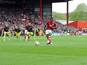 Jay Emmanuel-Thomas Scores Penalty for Bristol City Against Walsall in Sky Bet League One (03/05/2015)