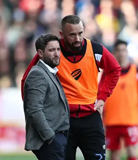 Johnson and Wilbraham in Deep Discussion: Bristol City vs. Queens Park Rangers, Sky Bet Championship (April 14, 2017)
