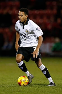 Images Dated 20th December 2014: Korey Smith in Action: Crewe Alexandra vs. Bristol City, Sky Bet League 1 (2014)