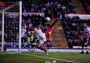 Images Dated 6th November 2010: Last-Minute Drama: Brett Pitman's Equalizer Saves the Day for Bristol City Against Preston North End