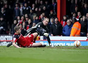 Last-Minute Thriller: Steven Davies Agonizingly Close Goal for Bristol City vs