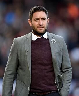 Images Dated 19th April 2016: Lee Johnson: Leading the Charge for Bristol City at Ashton Gate, 2016 (Bristol City vs Derby County)