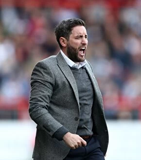 Images Dated 14th April 2017: Lee Johnson Shouting During Bristol City vs Queens Park Rangers Championship Match at Ashton Gate