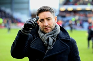 Burnley Prints: Lee Johnson's Thumbs Up: Burnley vs. Bristol City, FA Cup Fourth Round