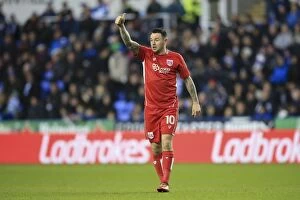Images Dated 26th November 2016: Lee Tomlin in Action: Championship Showdown at Reading - November 2016