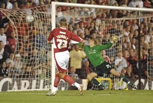 Images Dated 29th August 2007: Lee Trundle vs Manchester City: A Brilliant Moment from Bristol City's Past
