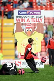 Images Dated 18th April 2014: Leo Worlock: The 9-Year-Old Prodigy Who Secured Bristol City's Thrilling Victory Against Notts