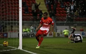 Images Dated 11th February 2014: Lisbie Scores First for Orient Against Bristol City - 11-2-2014