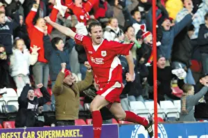 Framed Print : Louis Carey in Action for Bristol City Football Club (05-06) Framed Print : Louis Carey in Action for Bristol City Football Club (05-06)
