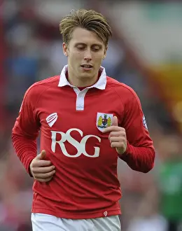 Luke Freeman in Action: Bristol City vs Scunthorpe United, Sky Bet League One, Ashton Gate