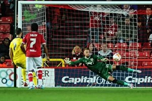 Images Dated 19th August 2015: Mandatory: Mirco Antenucci Scores Penalty for Leeds United Against Bristol City (19-08-2015)