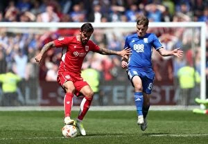 Images Dated 7th May 2017: Marlon Pack Stands Firm Against Birmingham City: Bristol City vs