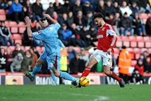 Marlon Pack Takes On Steven Jennings: Intense Moment from Bristol City vs Tranmere Rovers, Sky Bet League One
