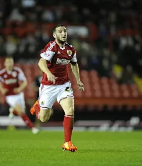 Images Dated 25th March 2014: Martin Paterson in Action: Bristol City vs. Swindon Town, Sky Bet League One (2014)