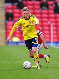 Images Dated 29th October 2011: Martyn Woolford in Championship Action: Barnsley vs. Bristol City (October 2011)