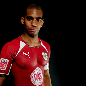 Marvin Elliott: 08-09 Portrait, Bristol City Football Club