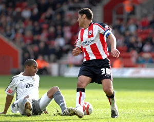 Images Dated 7th April 2008: Marvin Elliott: In Action Against Southampton (Southampton vs. Bristol City)