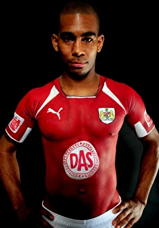 Marvin Elliott Prints: Marvin Elliott: A Beacon of Determination, Bristol City Football Club 08-09