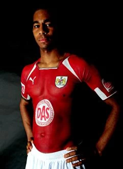 Images Dated 27th March 2009: Marvin Elliott: A Beacon of Determination - Bristol City Portraits, 08-09 Season