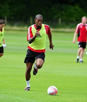 Images Dated 6th July 2010: Marvin Elliott: Bracing for Action – Bristol City Football Club's Pre-Season Training Intensity