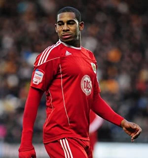 Images Dated 18th December 2010: Marvin Elliott of Bristol City in Action against Hull City, Championship Match, KC Stadium