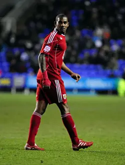 Framed Print : Marvin Elliott of Bristol City in Action at Reading's Madejski Stadium, Championship Clash on 26 / 12 / 2010 Framed Print : Marvin Elliott of Bristol City in Action at Reading's Madejski Stadium, Championship Clash on 26 / 12 / 2010