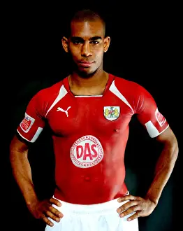 Marvin Elliott Prints: Marvin Elliott: Bristol City Football Club Portrait (2008-09)