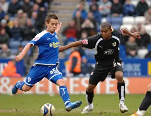 Leicester City V Bristol City Prints: Marvin Elliott and Lee Hendrie in Action: Leicester City vs. Bristol City