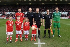 Images Dated 5th March 2016: Mascots Face-Off: Bristol City vs. Cardiff City, Sky Bet Championship (Mar)