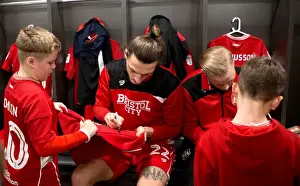 Mascots Meet Players: Bristol City vs Norwich City, Sky Bet Championship (07.03.17)