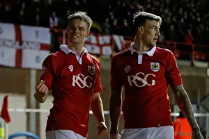 Framed Print : Matt Smith Scores the Opener: Bristol City Takes the Lead in Johnstones Paint Trophy Final Against Gillingham