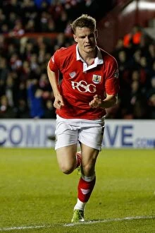Images Dated 29th January 2015: Matt Smith's Stunner: 1-0 for Bristol City in Johnstones Paint Trophy Final