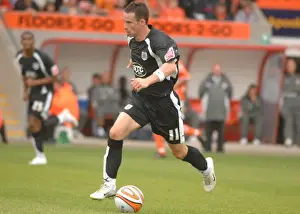 Framed Print : Michael McIndoe in Action: Blackpool vs. Bristol City Framed Print : Michael McIndoe in Action: Blackpool vs. Bristol City