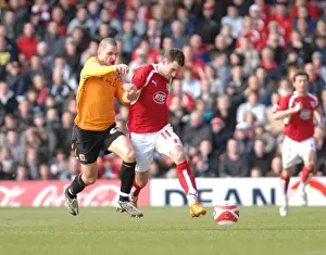 Framed Print : Michael McIndoe in Action: Bristol City vs. Hull City Framed Print : Michael McIndoe in Action: Bristol City vs. Hull City