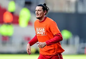 Milan Djuric of Bristol City Warms Up in Sugar Smart T-Shirt during Bristol City v Cardiff City Match