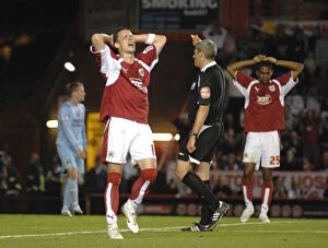 Images Dated 29th August 2007: Moment of Determination: Michael McIndoe vs Manchester City (Bristol City Clash)