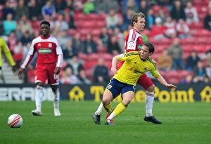 Middlesbrough v Bristol City Collection: Neil Kilkenny of Bristol City Spreads Play at Riverside Stadium during Middlesbrough vs