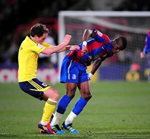 Images Dated 18th October 2011: Neil Kilkenny vs. Wilfried Zaha: Intense Battle in the Championship Match between Crystal Palace