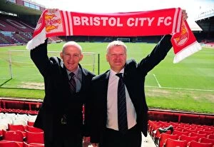 Images Dated 22nd April 2010: New Manager Steve Coppell Kicks Off Bristol City's Championship Season at Ashton Gate, 2010