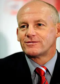 Manager Prints: New Manager Steve Coppell's Debut: Bristol City's Championship Season at Ashton Gate (April 2010)