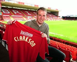 Images Dated 29th June 2009: New Signings