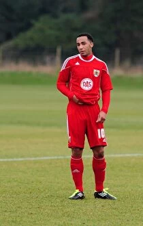 Images Dated 9th February 2011: Nicky Maynard in Action: Bristol City vs Swindon Reserves