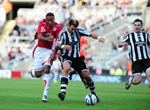 Newcastle Utd V Bristol City Prints: Nicky Maynard vs. Zurab Khizanishvili: Clash at Newcastle United vs. Bristol City