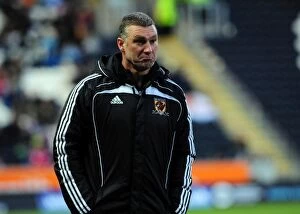 Images Dated 18th December 2010: Nigel Pearson vs. Bristol City: Hull City Manager Faces Off in Championship Clash at KC Stadium