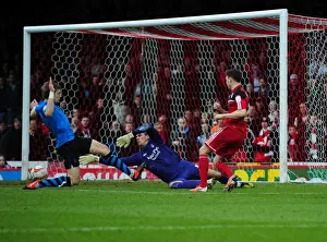 Bristol City V Nottingham Forest Prints: Paul Anderson Readies to Distribute the Ball: Bristol City vs. Nottingham Forest