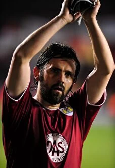 Images Dated 23rd March 2010: Paul Hartley in Action: Championship Showdown between Bristol City