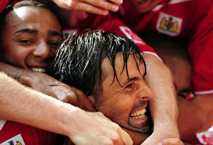 <b class=qtipBold><figcaption>Paul Hartley Celebration</figcaption></b><br><br><em>© Bristol City - All Rights Reserved</em> Paul Hartley Celebration