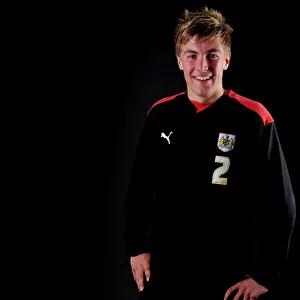 <b class=qtipBold><figcaption>QPR v Bristol City 030111</figcaption></b><br>Tom Bradley 20/07/92 p-o-b - Abergarenny/Wales joined Academy - aged 15 Posisition - goalkeeper team supported - Arsenal Footy idol - Shay Given Strenths - Shot stoppig to improve - Kicking of floor ultimate amibition - get a pro contract QPR v Bristol City 030111